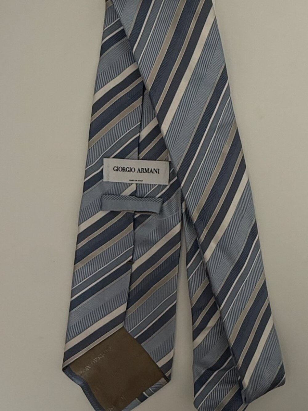 Giorgio Armani Silk Tie – Luxury Italian Designer Men’s Necktie